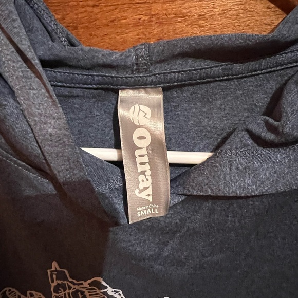 Black Elk Peak Sun Hoodie - Picture 3 of 3